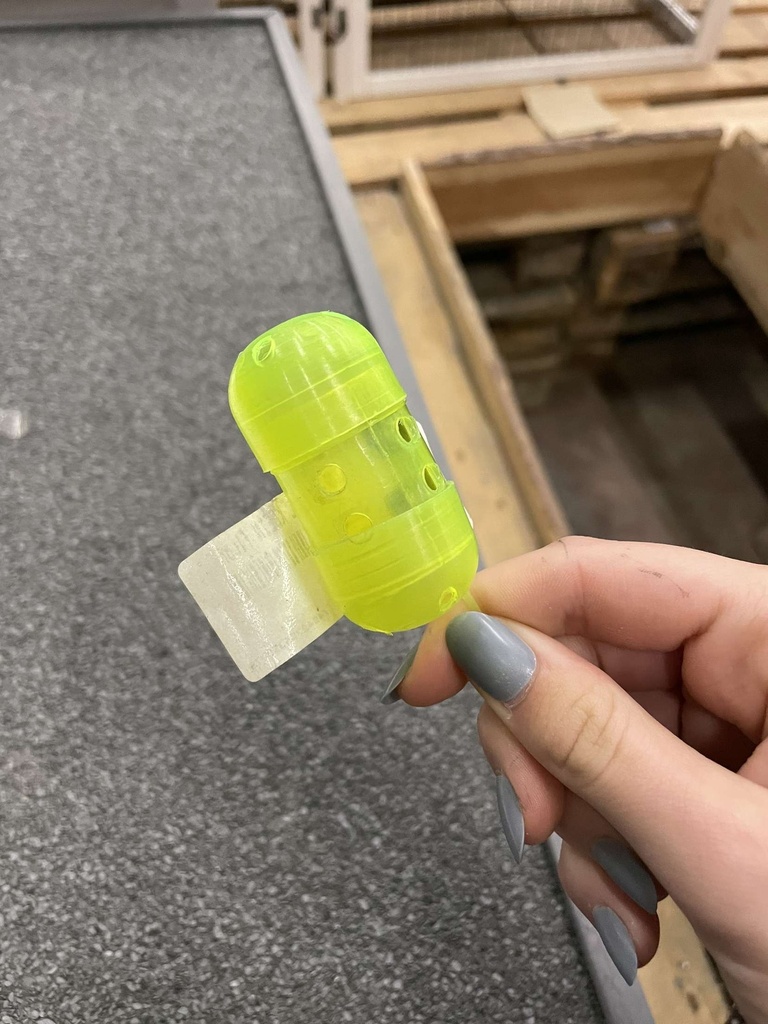 MADENKORFJE GEEL KLEIN fluor